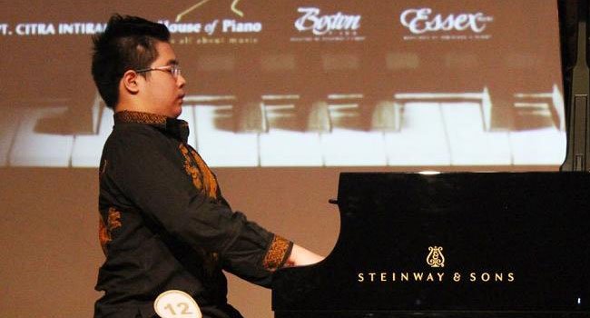 Jonathan Kuo Pianist: A homeschooled wunderkind